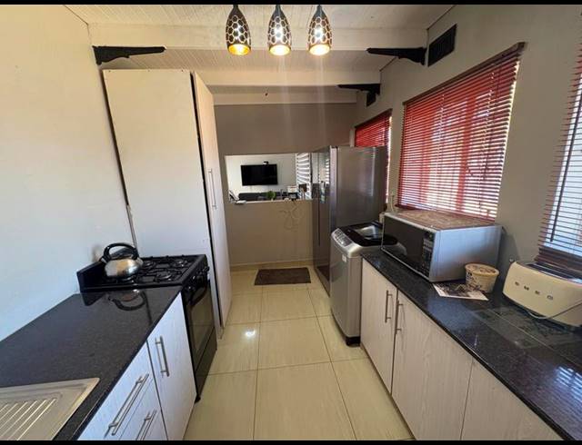 3 BEDROOM PROPERTY TO RENT IN WITPOORTJIE